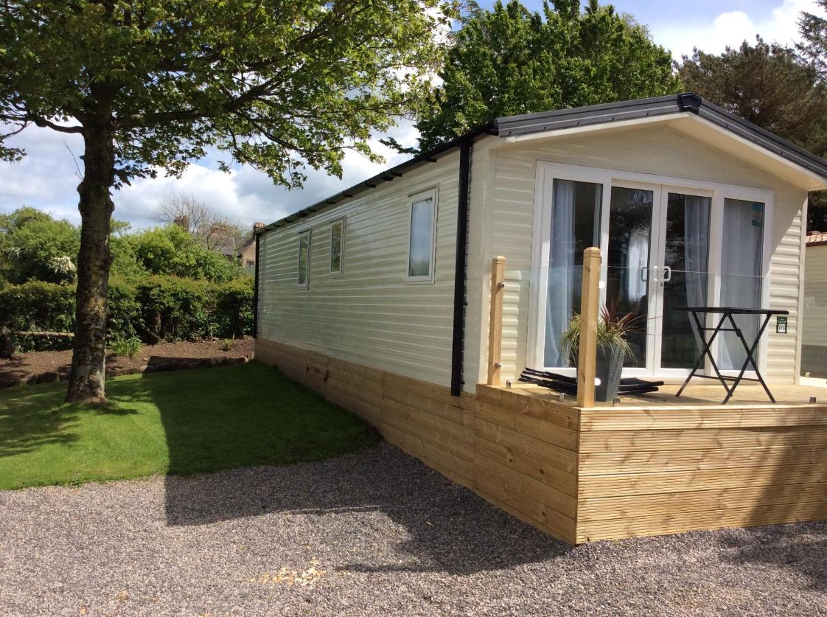 Lake District Cumbria Gilcrux Solway Firth Cabin Wigton Exteriör bild